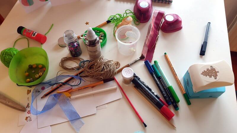 material za voščilnice 