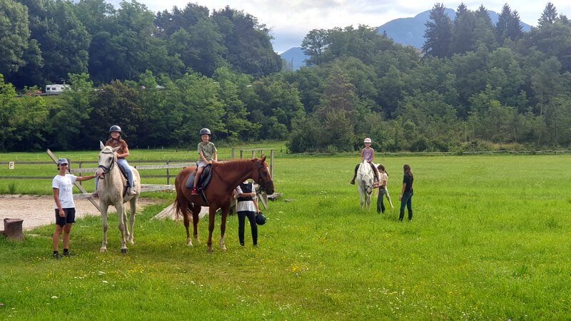 poletno varstvo lesce
